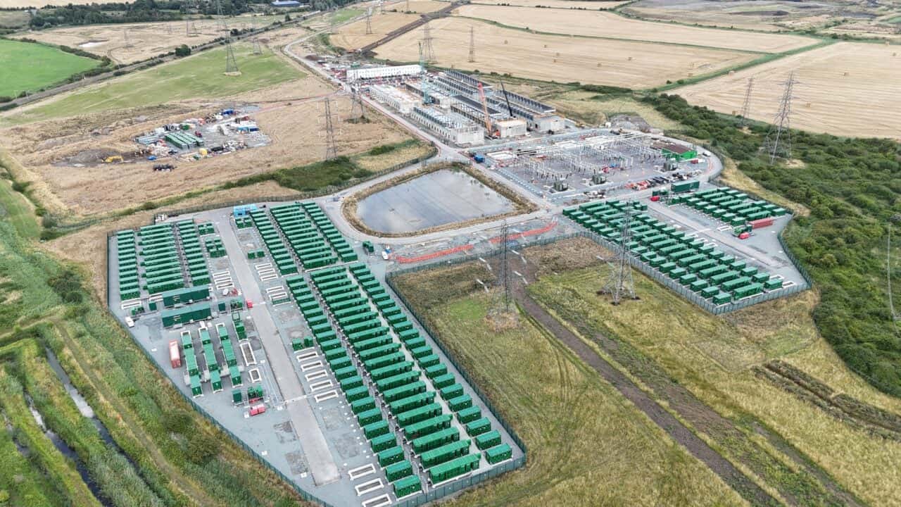 Vertically integrated cell-BESS suppliers lose market share as competition increases