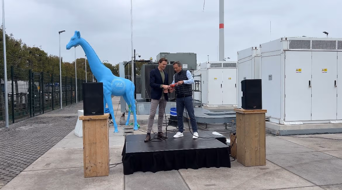 Amsterdam powers up city’s largest battery storage project